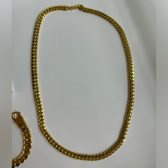 Men’s Jaxxon 14k Gold- Bonded Cuban Link Chain and Bracelet set - Picture 3 of 6